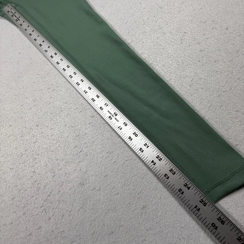 Paragon Sculptseam High-Waisted Leggings in Sage Size Small